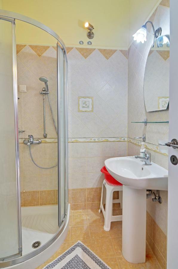 Nikos Sea View Apartments 阿达玛斯 外观 照片