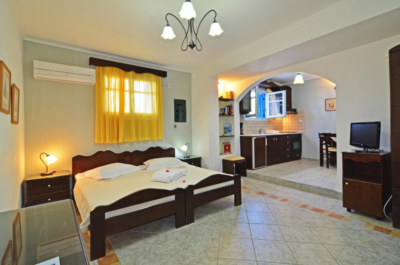Nikos Sea View Apartments 阿达玛斯 外观 照片